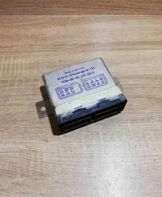 Volkswagen Transporter - Caravelle T4 Alarm control unit/module 1138009501102