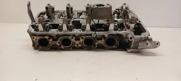 BMW 5 G30 G31 G38 Engine head 8605017 860501507 3417122100298