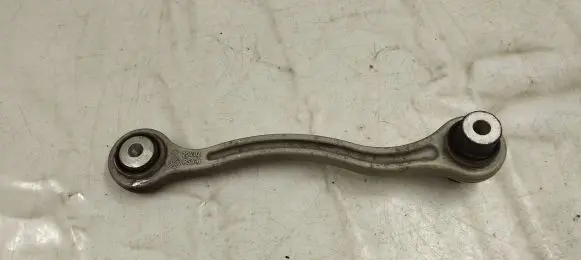 Rear control arm
