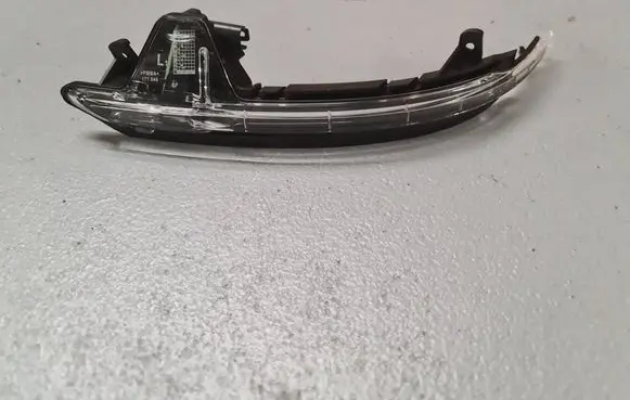 Audi A6 S6 C8 4K Mirror indicator light 4H0949101A 28M010215