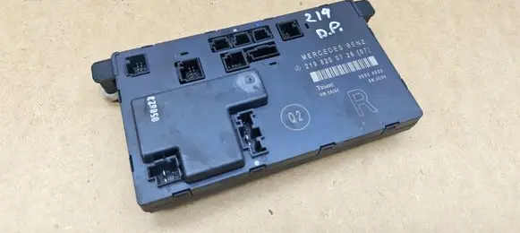 Mercedes-Benz CLS C219 Door control unit/module 2198200726