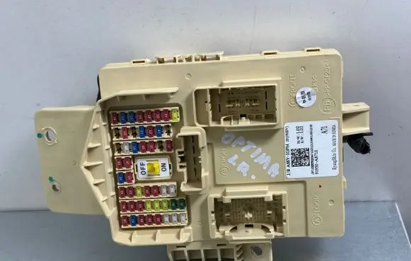 KIA Optima Fuse module 91950A8710