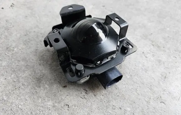 Maserati Levante Distronic sensor radar 670103939