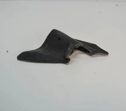 Volkswagen PASSAT B5 Other body part 8P4839176A