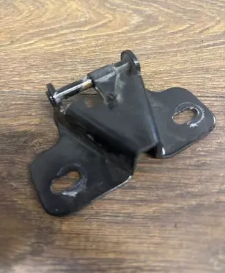 Renault Master III Loading door upper hinge X0465354
