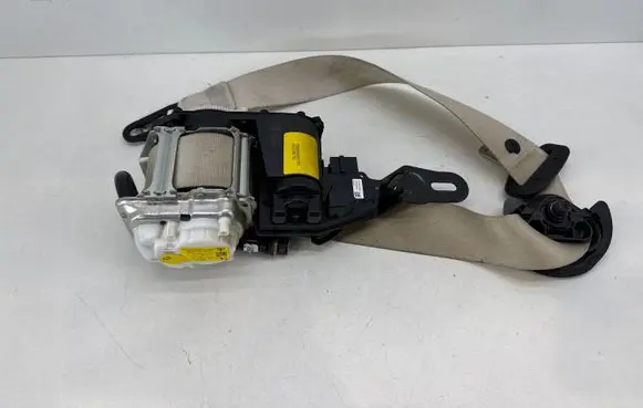 Mercedes-Benz CLS C257 Front seatbelt A2578602800
