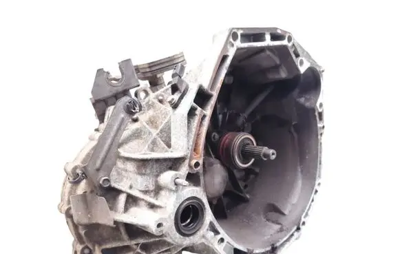 Nissan Juke I F15 Manual 6 speed gearbox