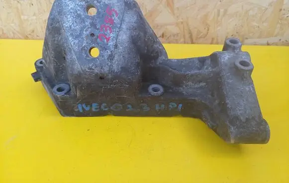Iveco Daily 6th gen Engine mounting bracket 500376599