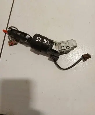 Peugeot 208 Ignition lock 9663123380