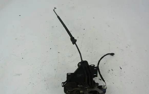Skoda Fabia Mk1 (6Y) Front door lock 