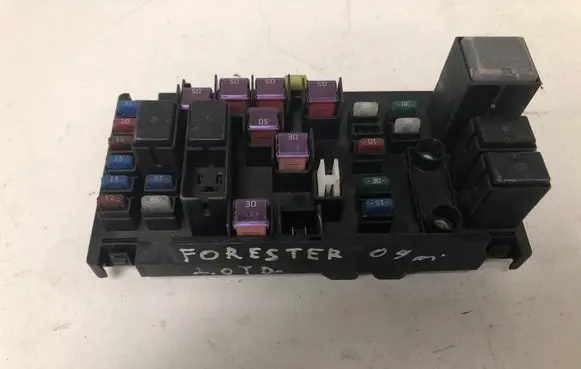 Subaru Forester SH Fuse module 82241SC020
