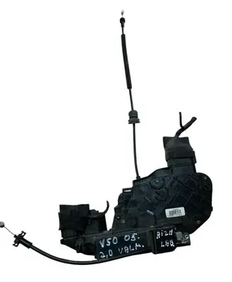 Volvo V50 Front door lock (next to the handle) 30699842 4015A