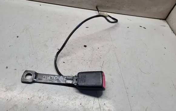 Subaru Outback Front seatbelt buckle E034501