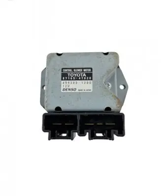 Toyota Prius (NHW20) Heater blower fan relay 8716547020