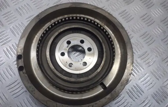 Skoda Fabia Mk1 (6Y) Flywheel 03D105271