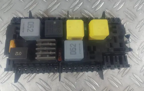 Fuse box set