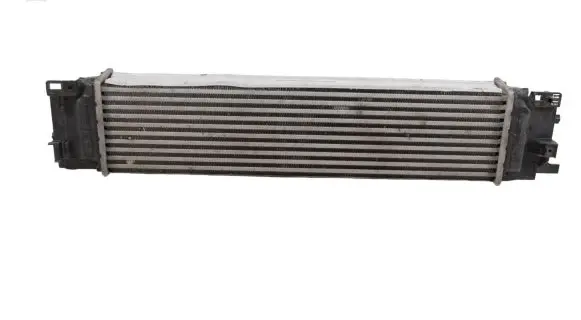 Volvo XC40 Intercooler radiator 31686408