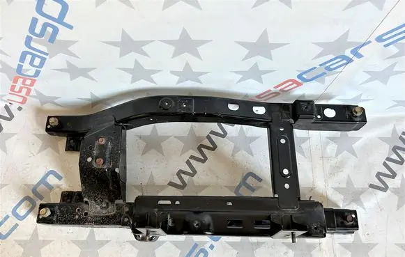 Nissan Leaf I (ZE0) Engine mounting bracket 758403NA0A