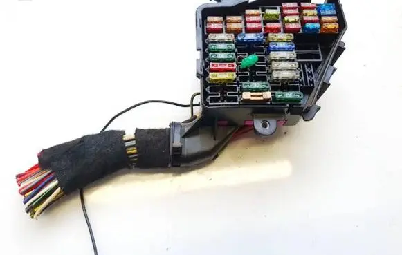 Audi A6 S6 C5 4B Fuse box set 8d1941824