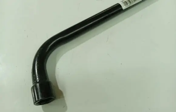 Opel Zafira B Wheel nut wrench 