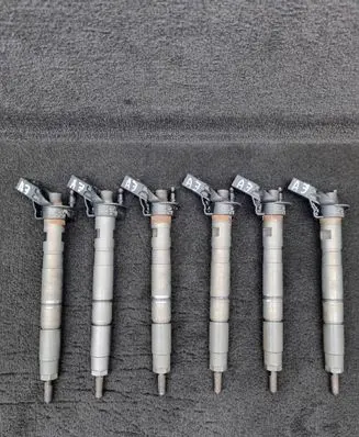 Fuel injectors set