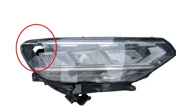 Volkswagen PASSAT B8 Front fog light 3G1941036P