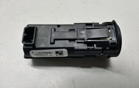 Maserati Quattroporte Engine start stop button switch 670013537