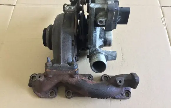 Peugeot 407 Turbo 4U3Q6K682AL DPQRA 723341