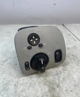 Light switch