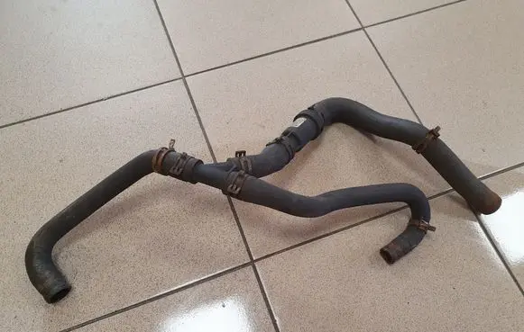 Ford Transit Engine coolant pipe/hose