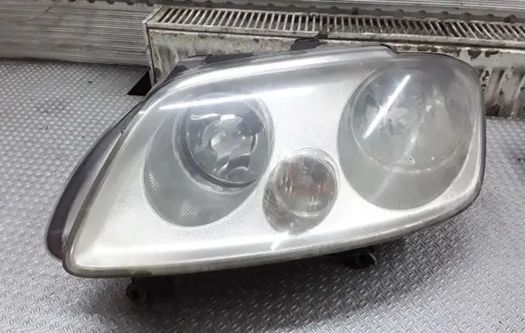 Volkswagen Caddy Headlight/headlamp 2K0941005B