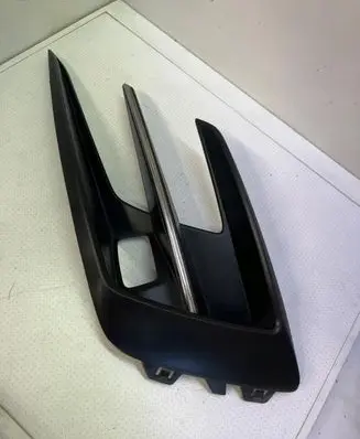 Renault Megane IV Front bumper lower grill 2261a21573r