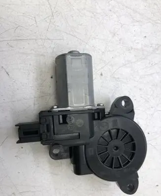 Mazda CX-3 Rear door window regulator motor BHN95858X CM012790