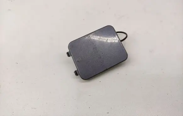 Mercedes-Benz E W211 Front tow hook cap/cover A2118800305