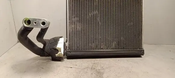 Air conditioning (A/C) radiator (interior)