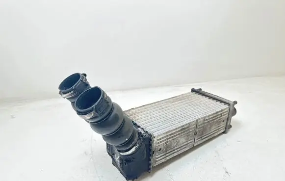 Citroen C4 I Intercooler radiator 9648551880 IA1401 876923JF
