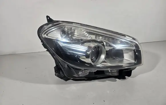 Nissan Qashqai Headlights/headlamps set 