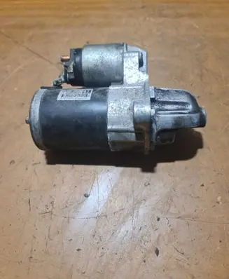 Suzuki Grand Vitara II Starter motor M000T23171 3110078K0 4605