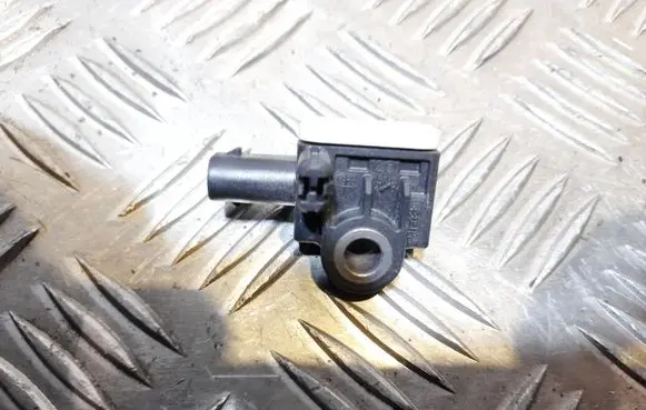 Audi A8 S8 D4 4H Airbag deployment crash/impact sensor 4H0959643