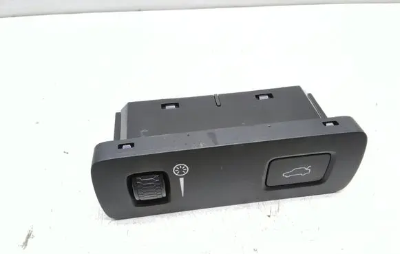Volvo XC60 Tailgate opening switch P31376510