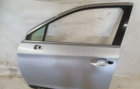 Subaru Outback (BS) Front door