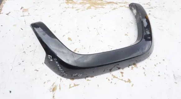 Jeep Cherokee Front arch trim 