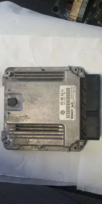 Volkswagen Transporter - Caravelle T5 Engine control unit/module 070906016 AJ 1039S07534 0 281 011 568
