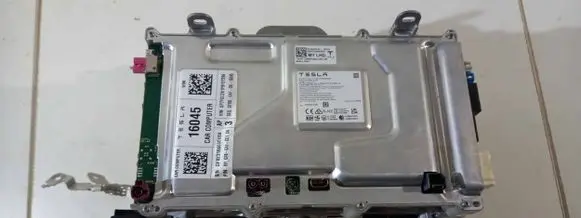 Tesla Model Y Engine control unit/module 168443500J