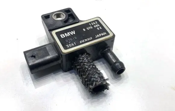 BMW X1 F48 F49 Exhaust gas pressure sensor 8570686