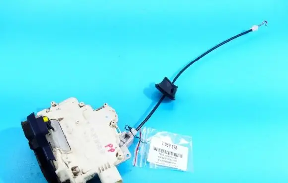 Audi A4 S4 B7 8E 8H Front door lock 8E1837016AA IMPRK1089076