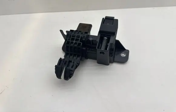 Mazda MX-5 ND Convertible roof lock/latch K4150