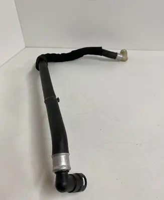 Ford Mustang VI Engine coolant pipe/hose GR3318K579