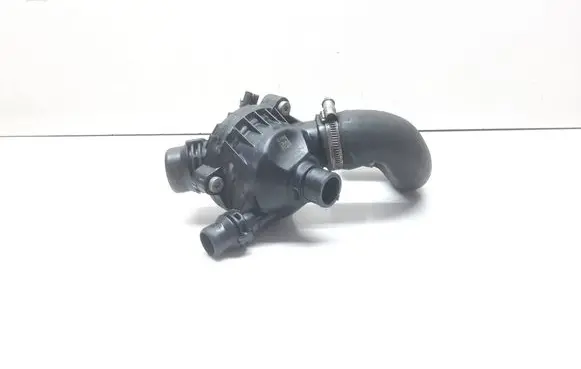 Thermostat/thermostat housing