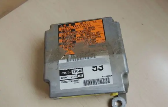 Toyota Corolla E120 E130 Airbag control unit/module 8917013040 2310002440